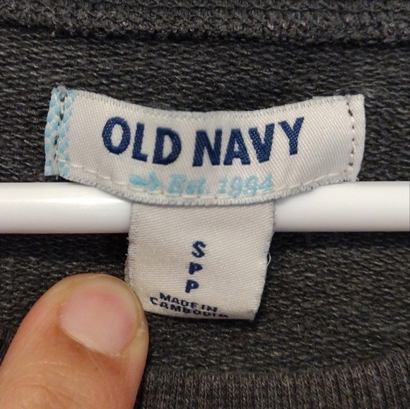 Old Navy - Crew Fall Heather Gray Sweater - Picture 12 of 13